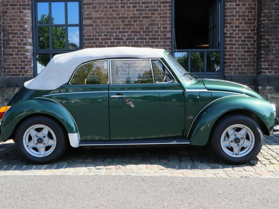 Image 7/21 of Volkswagen Beetle 1303 (1979)