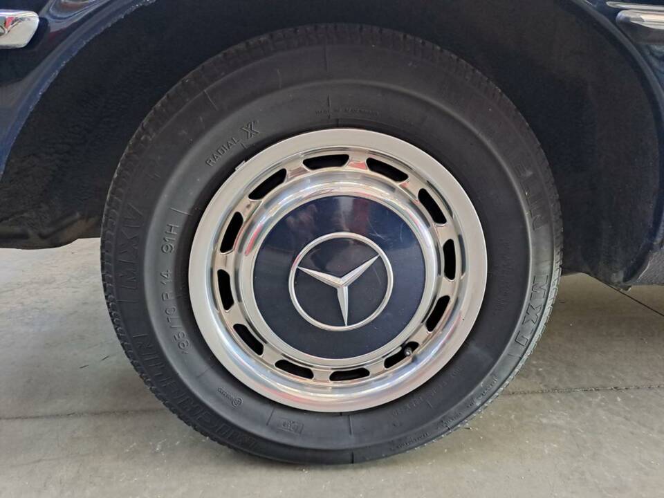 Bild 47/47 von Mercedes-Benz 280 SE (1976)
