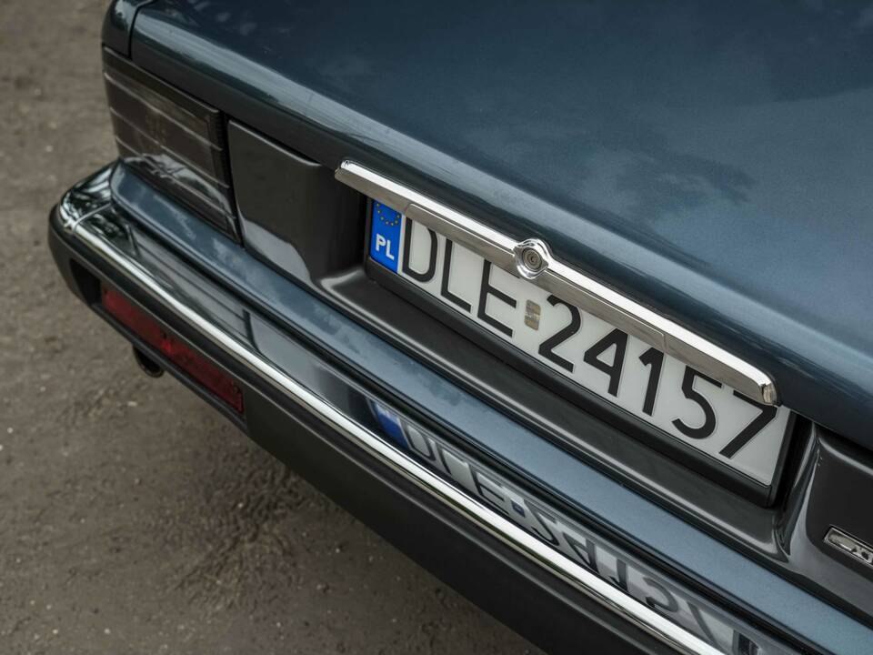 Immagine 14/55 di Jaguar XJ 40 (XJ-R) (1990)