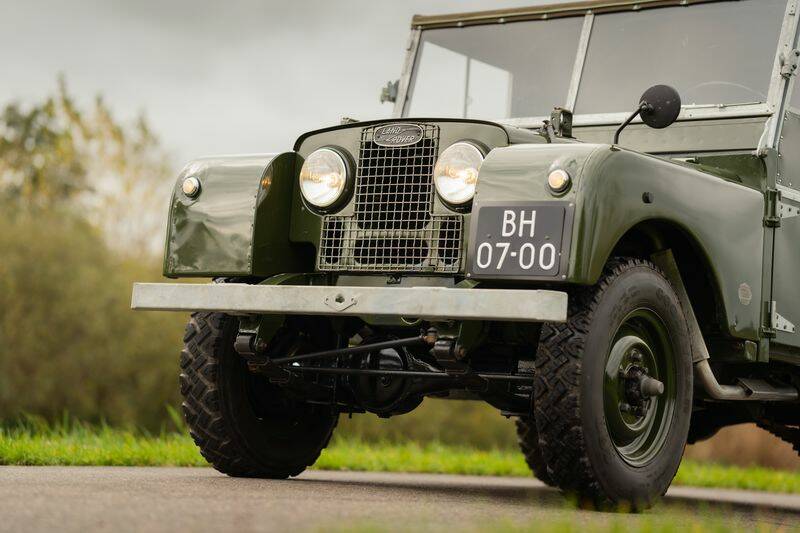 Image 4/48 of Land Rover 80 (1951)