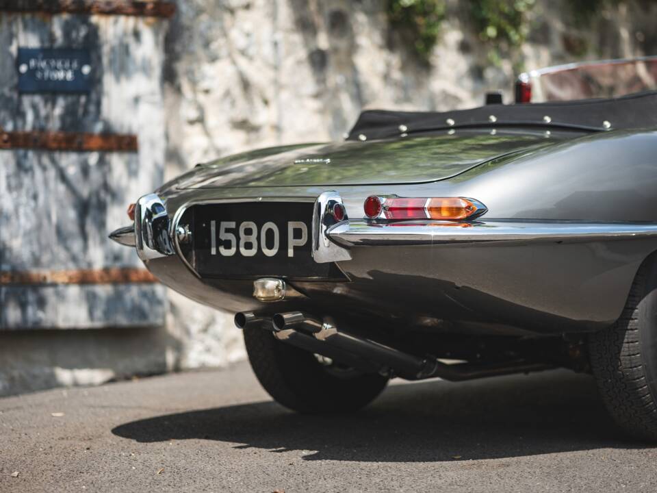 Image 25/50 of Jaguar Type E 3.8 (1963)