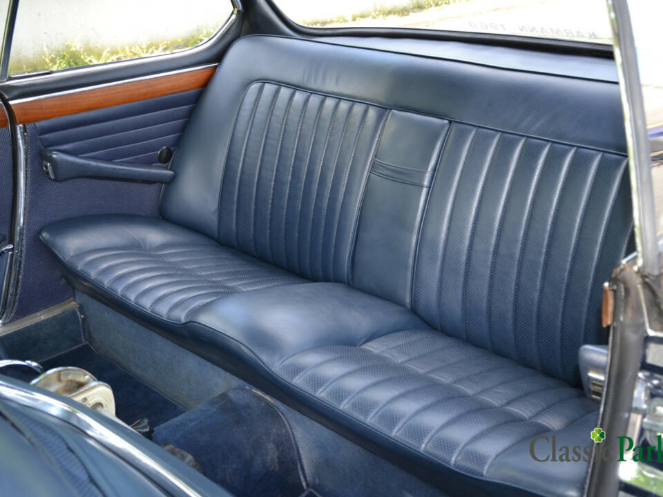 Image 11/50 of BMW 2000 CS (1970)