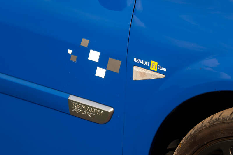 Afbeelding 34/50 van Renault Mégane R.S. F1 Team R26 (2007)