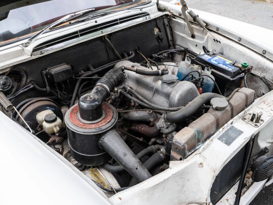 Image 5/35 of Mercedes-Benz 190 c (1965)