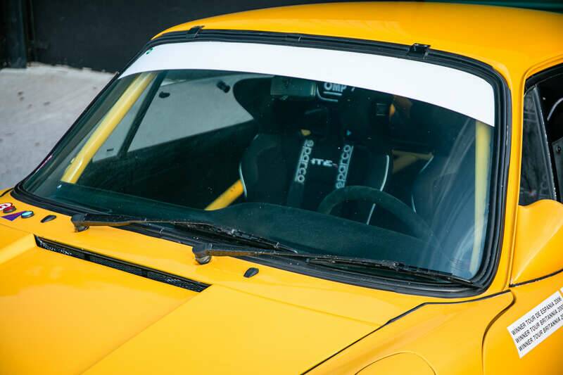 Image 15/50 de Porsche 911 RSR 3.0 (1975)