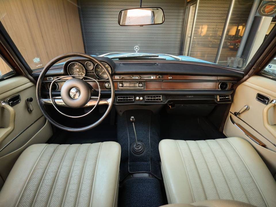 Afbeelding 8/76 van Mercedes-Benz 280 SE (1968)