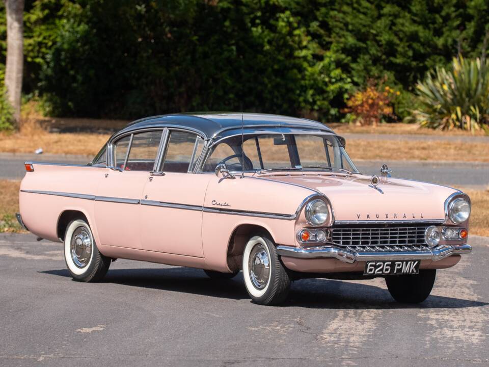 Image 1/50 of Vauxhall Cresta (1958)