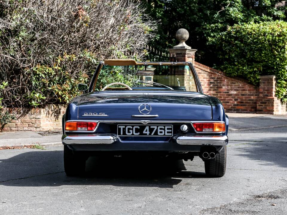 Bild 12/46 von Mercedes-Benz 230 SL (1966)