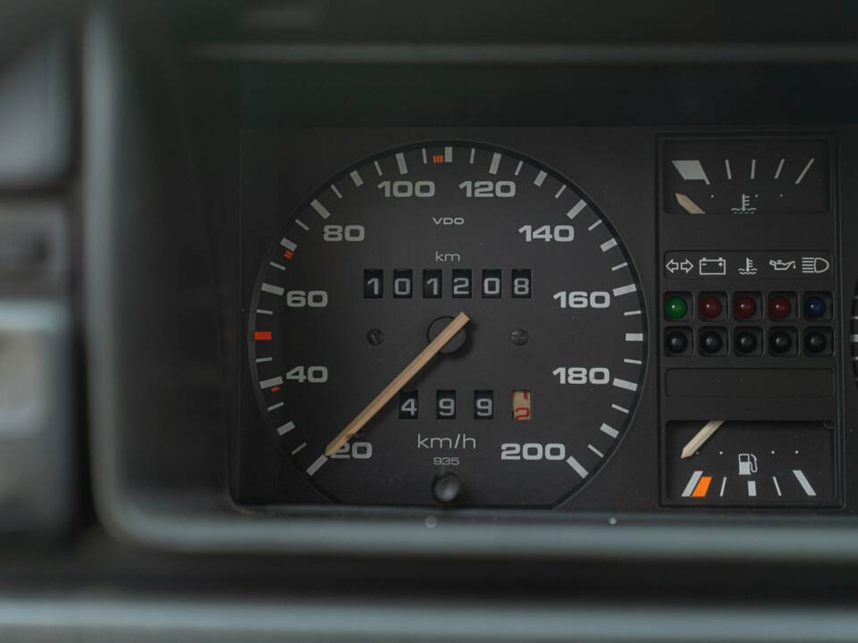 Image 35/42 de Volkswagen Golf Mk I 1.6 (1983)
