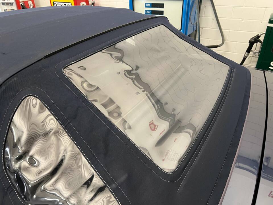 Image 18/21 de Mercedes-Benz SL 280 (1995)