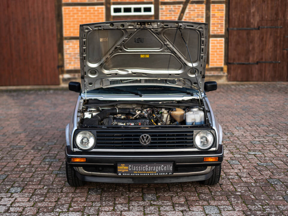 Bild 7/42 von Volkswagen Golf II 1.8 (1989)