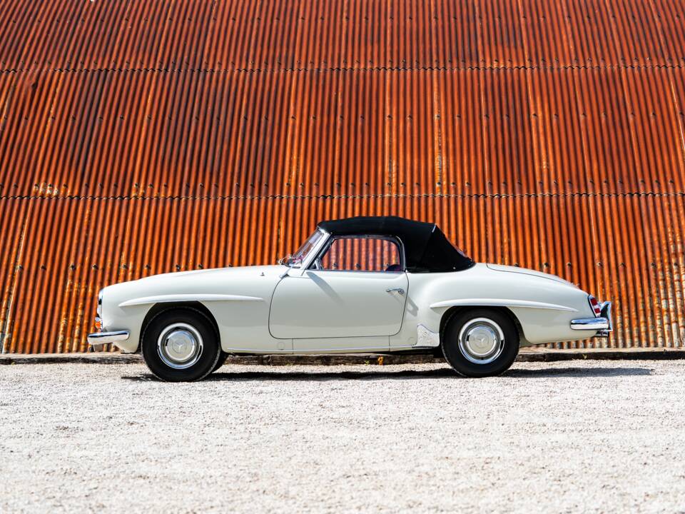Image 9/33 de Mercedes-Benz 190 SL (1959)