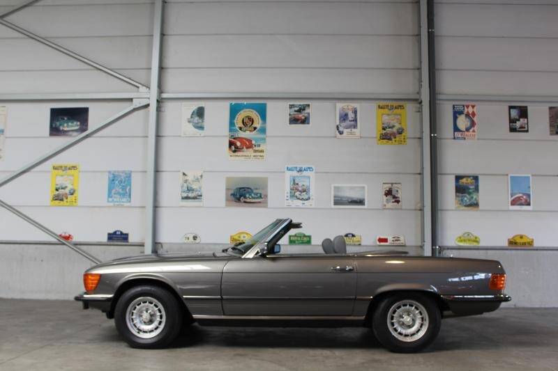 Image 3/15 de Mercedes-Benz 450 SL (1980)