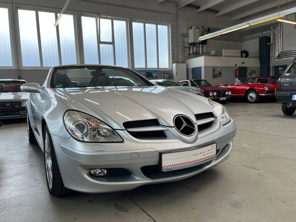 Bild 24/39 von Mercedes-Benz SLK 200 Kompressor (2005)