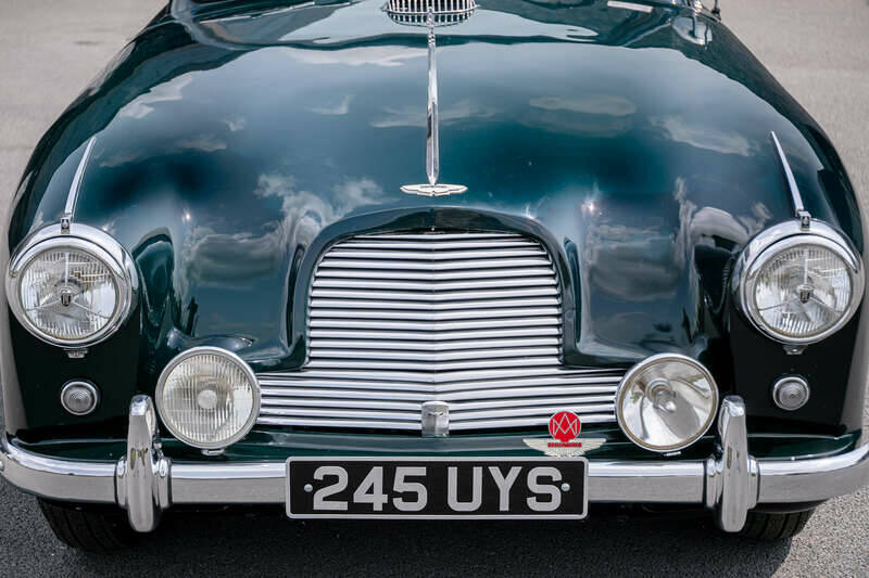 Image 41/50 of Aston Martin DB 2&#x2F;4 Mk I DHC (1954)
