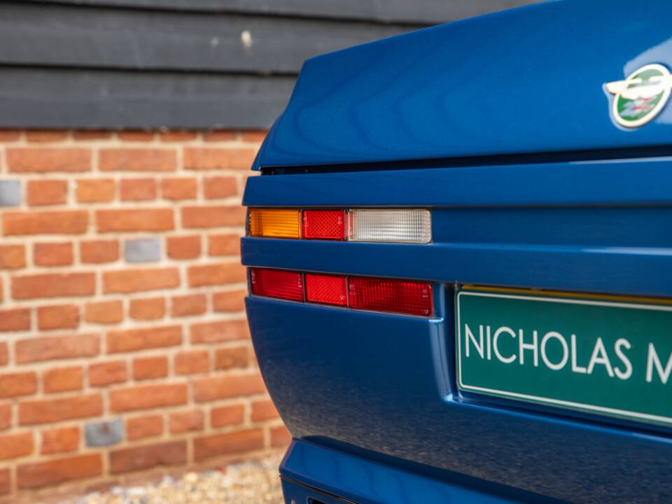 Image 34/82 de Aston Martin V8 Zagato Vantage X-Pack (1987)
