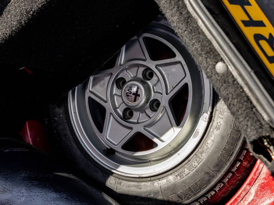 Afbeelding 19/50 van Alfa Romeo 2.0 Spider (1989)