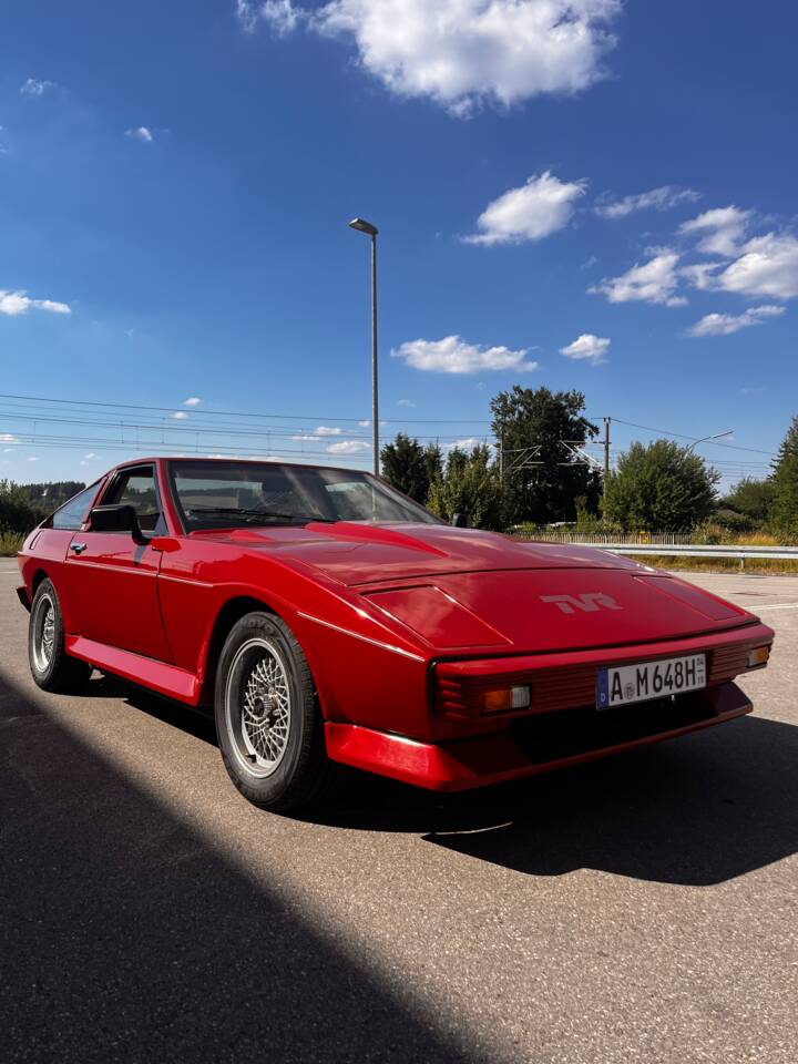 Image 3/7 of TVR Tasmin 350i +2 (1983)