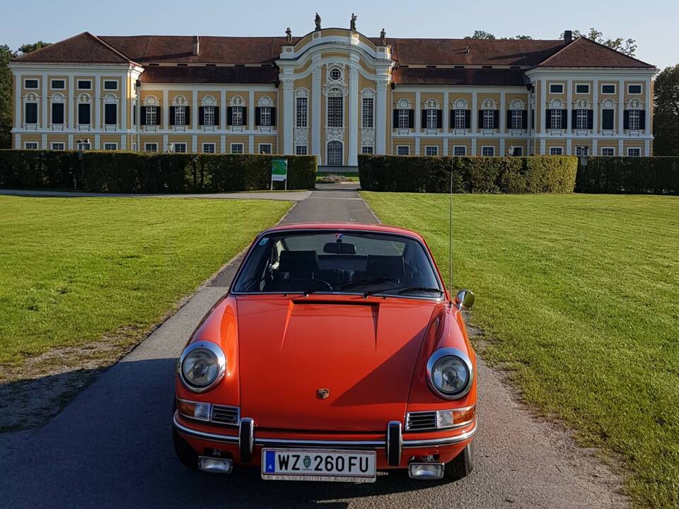 Image 2/79 of Porsche 912 (1969)