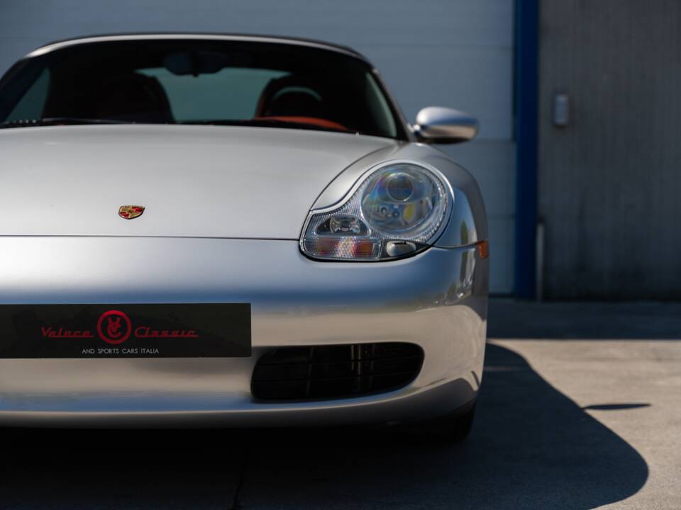 Image 7/73 of Porsche Boxster (2001)