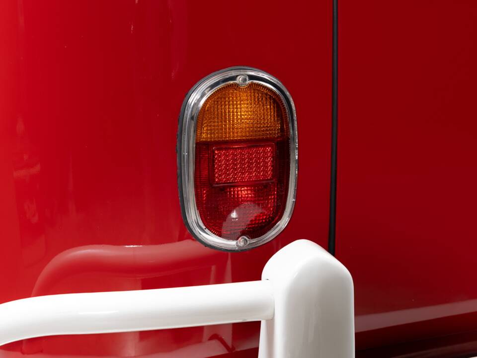 Image 19/46 of Volkswagen T1 Samba (1967)