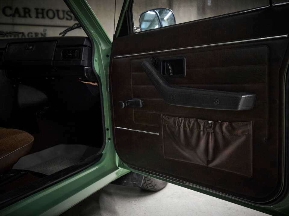 Bild 60/98 von Volvo 244 DL (1975)
