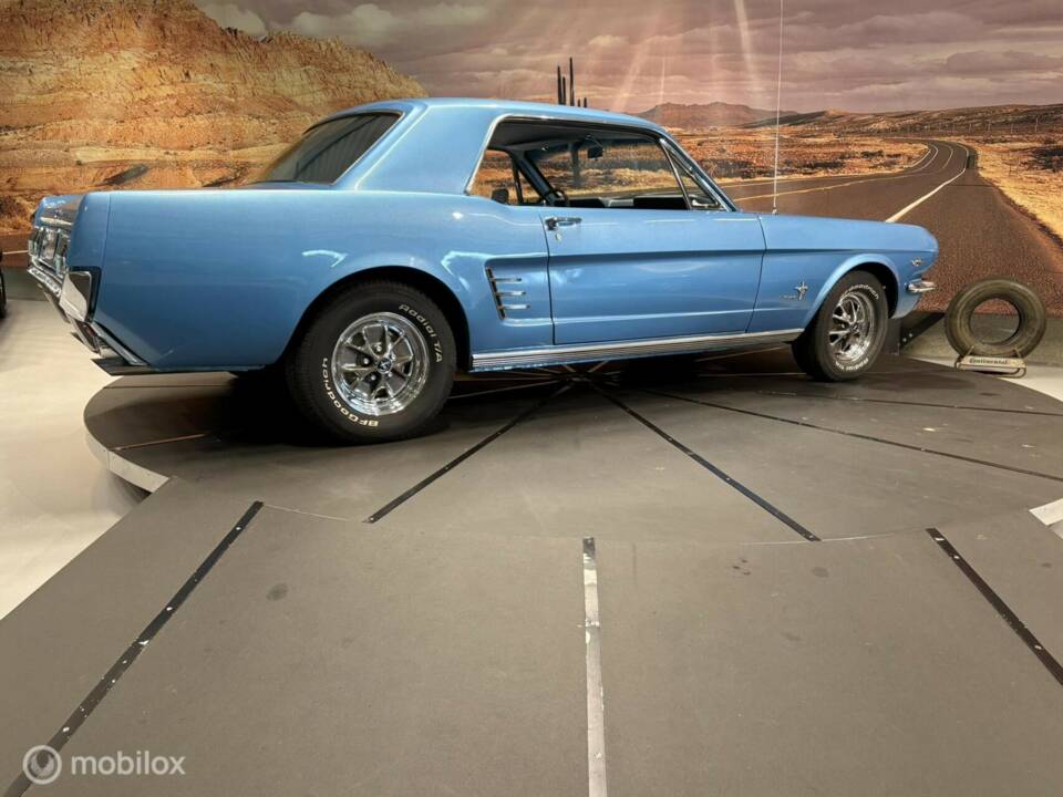 Image 13/50 de Ford Mustang 289 (1966)