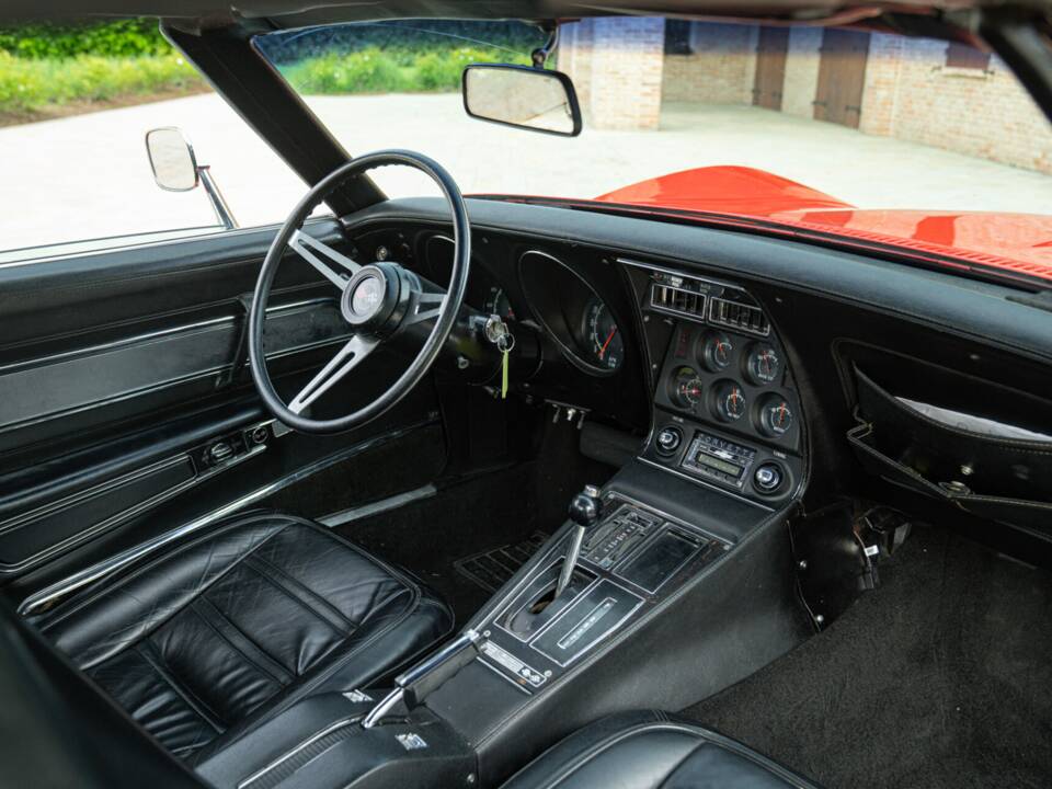 Image 33/50 of Chevrolet Corvette Stingray (1972)