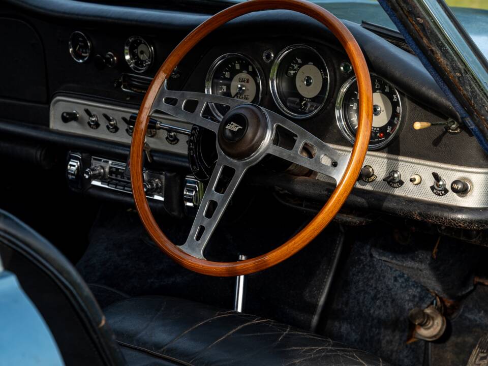 Image 41/46 of Jensen 541 S (1961)