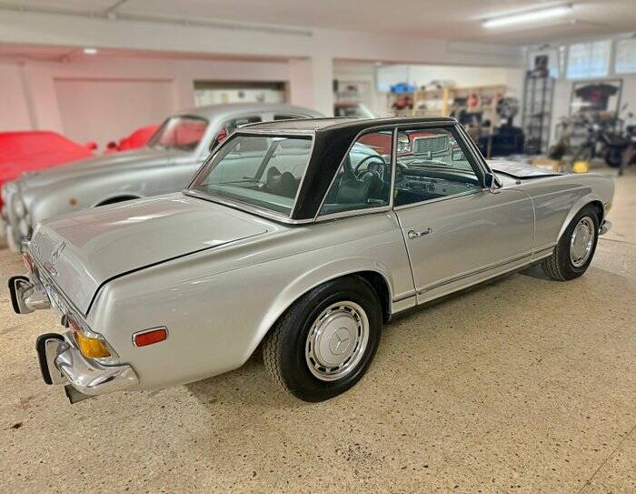 Image 7/7 de Mercedes-Benz 280 SL (1968)