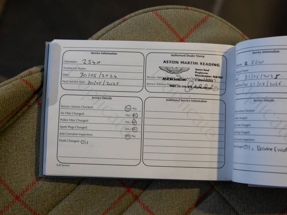 Immagine 80/84 di Aston Martin DBS 770 Ultimate Volante (2023)