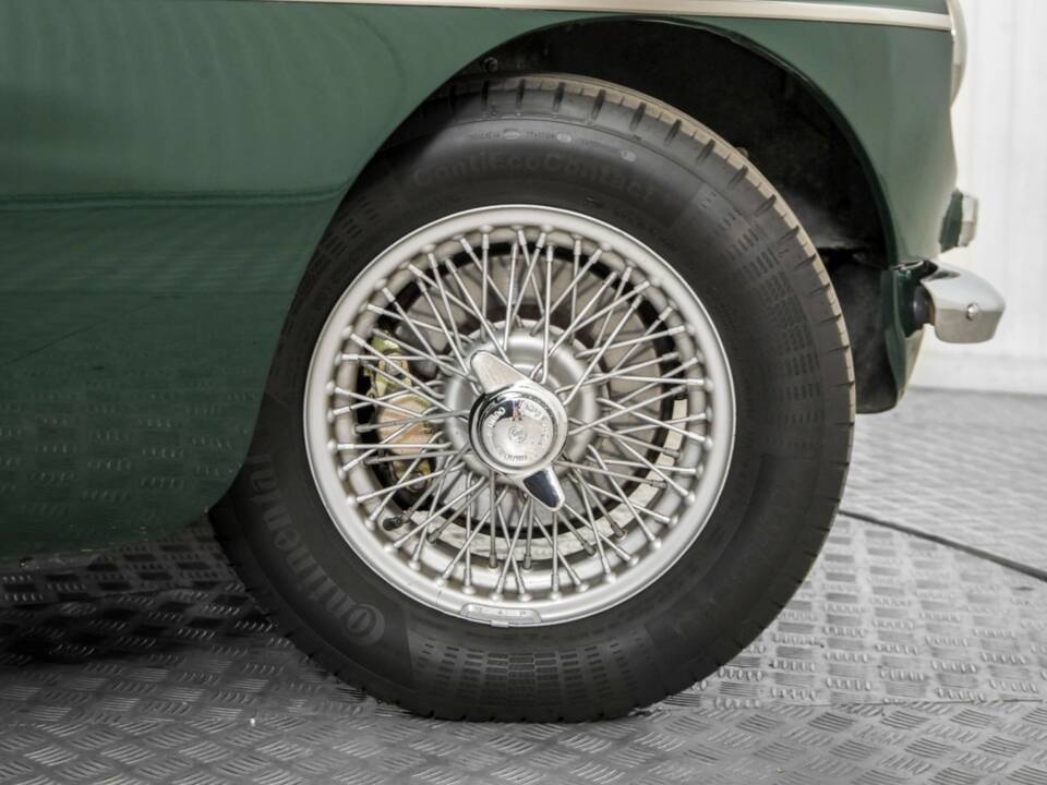 Image 43/50 de MG MGB GT (1966)