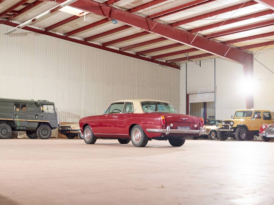 Image 7/62 of Rolls-Royce Silver Shadow I (1969)