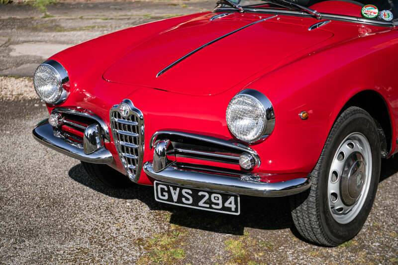 Image 28/46 of Alfa Romeo 2000 Spider (1960)