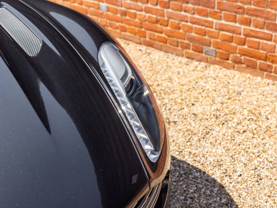 Imagen 15/57 de Aston Martin Vanquish Volante (2015)