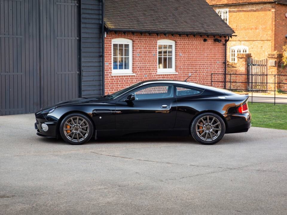 Image 41/75 of Aston Martin V12 Vanquish S (2007)