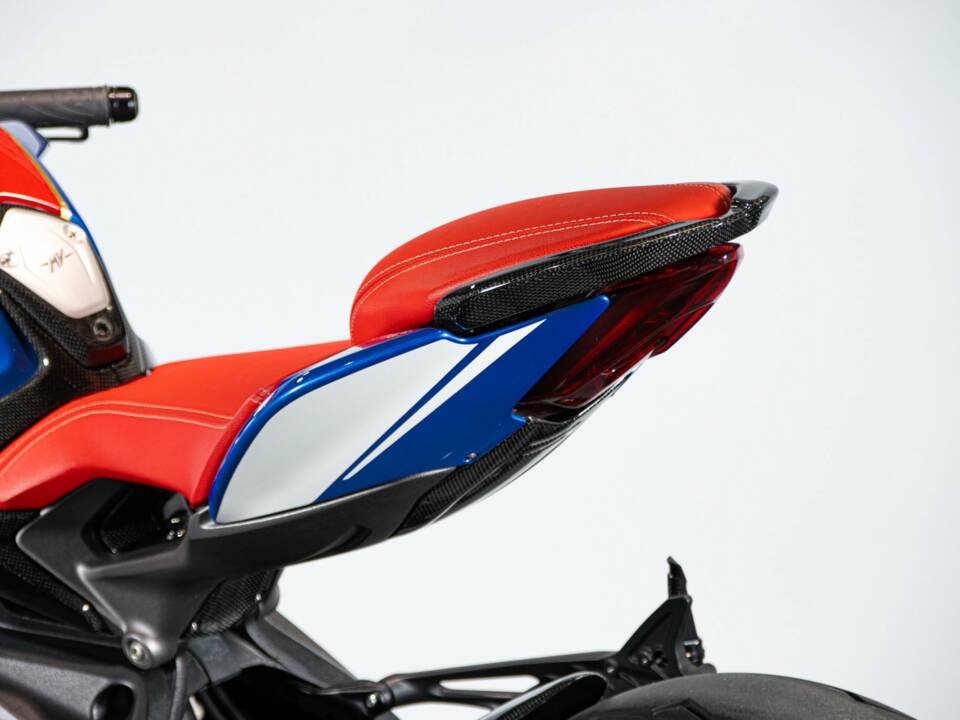 Bild 13/50 von MV Agusta DUMMY (2019)