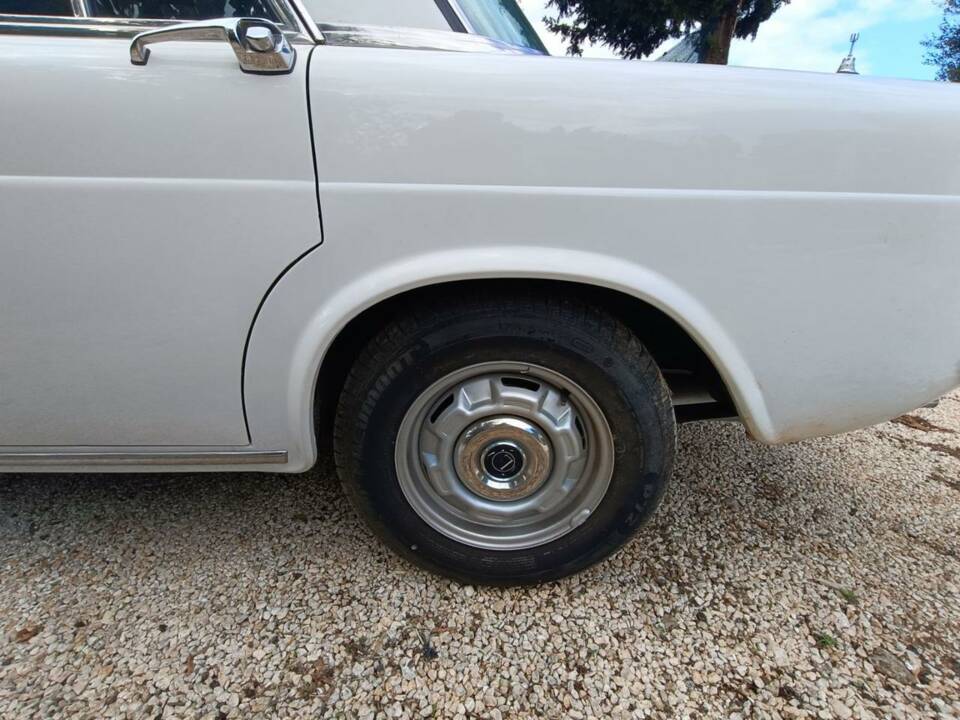 Immagine 25/50 di Lancia Flavia 2000 (1974)