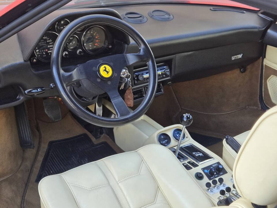 Image 65/95 of Ferrari 308 GTBi Quattrovalvole (1984)