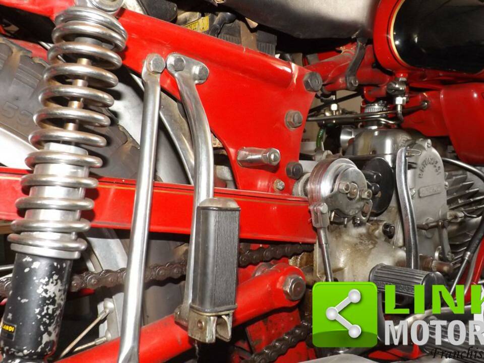Immagine 5/10 di Moto Guzzi DUMMY (1973)
