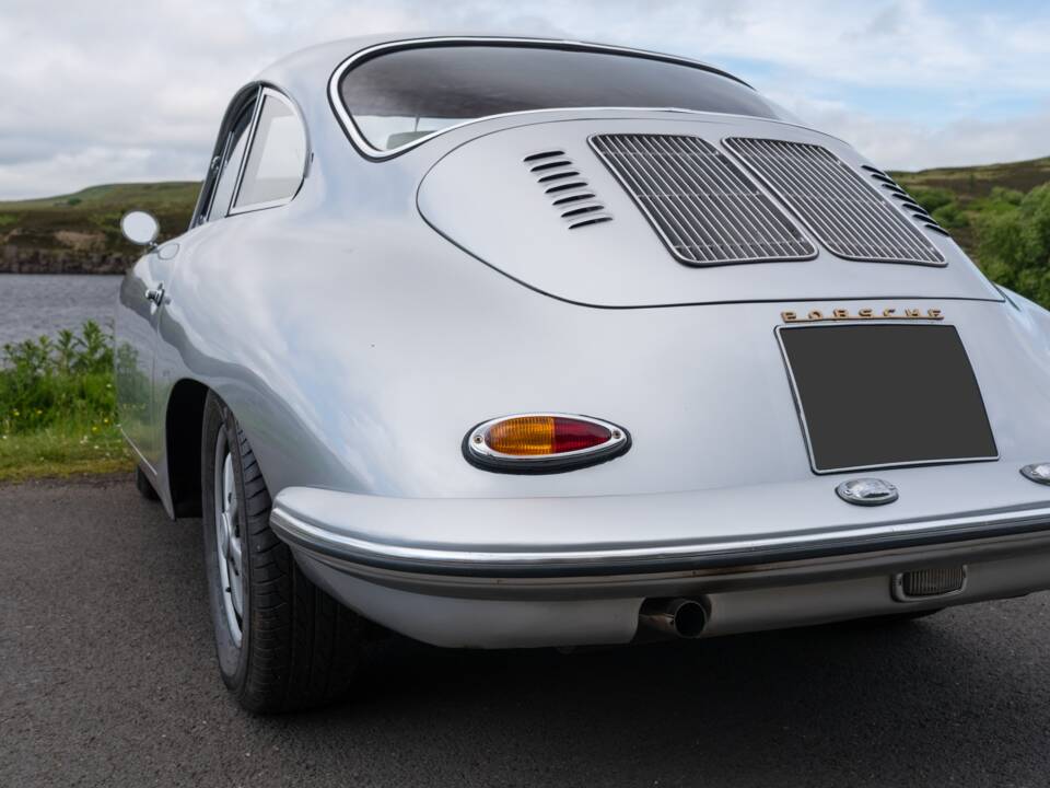 Immagine 18/42 di Porsche 356 C 1600 (1964)