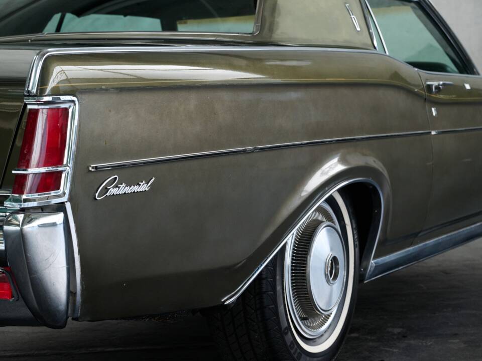 Image 37/50 of Lincoln Continental Mark III Hardtop Coupé (1970)