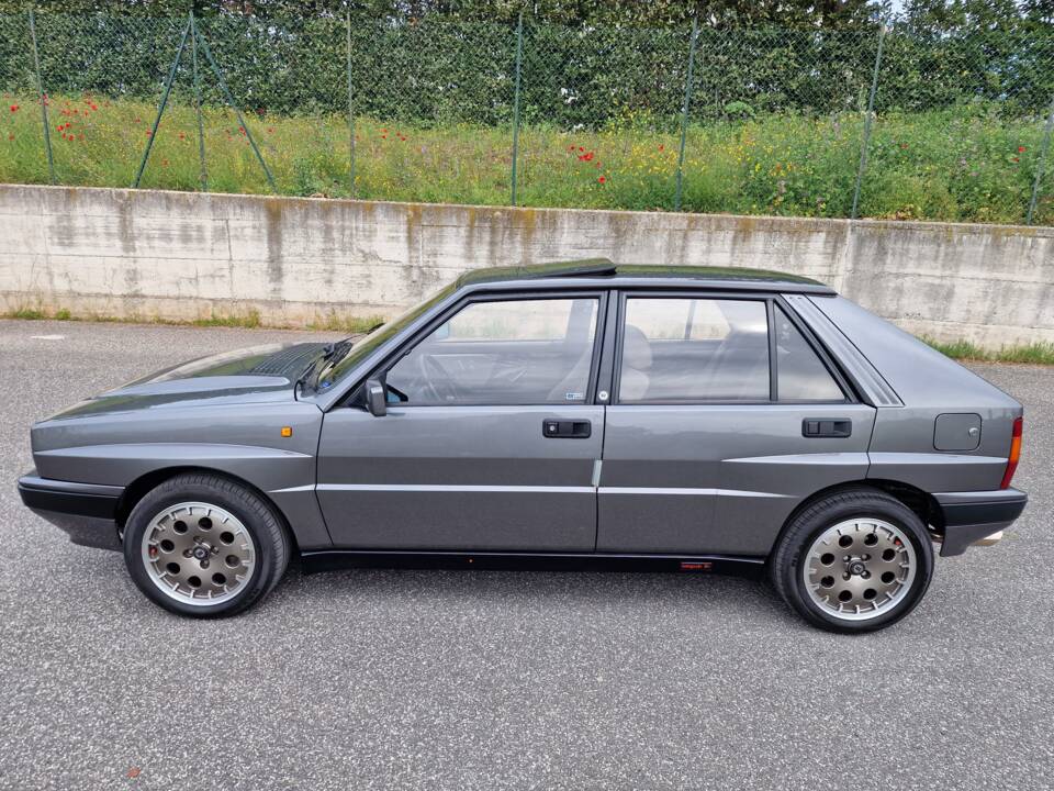 Afbeelding 4/37 van Lancia Delta HF Integrale 16V (1990)