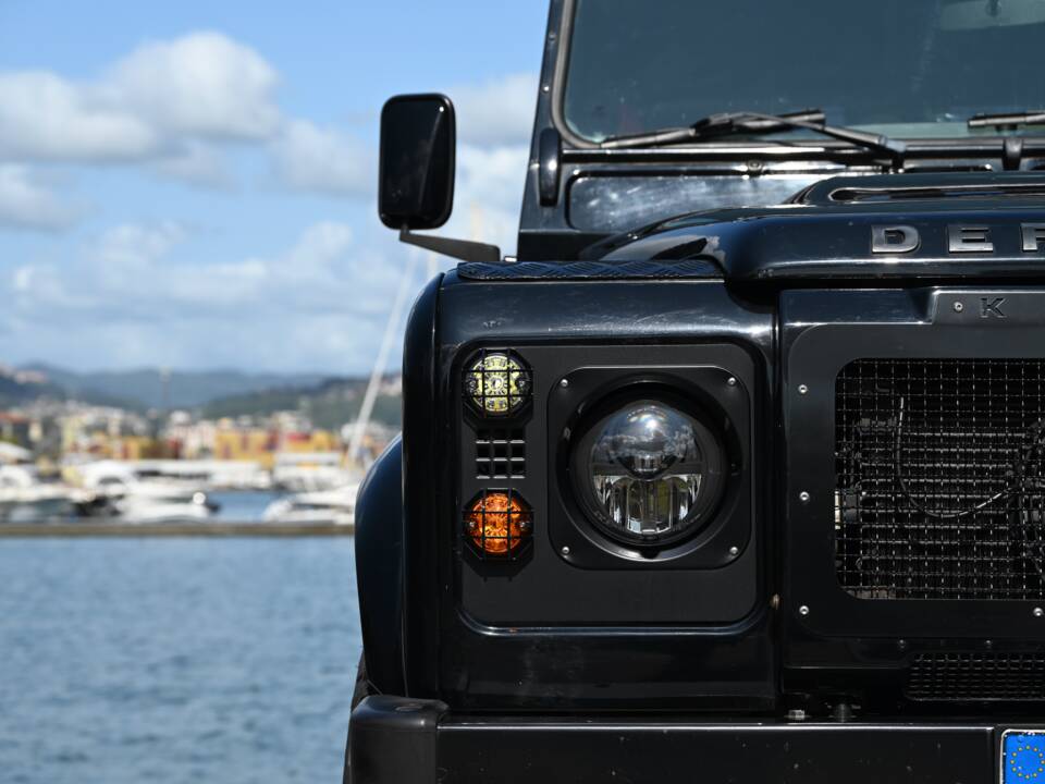 Image 12/70 of Land Rover Defender 90 TD4 (2007)