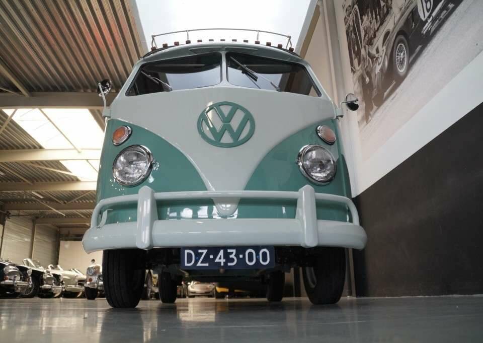 Imagen 3/50 de Volkswagen T1 panel van (1964)