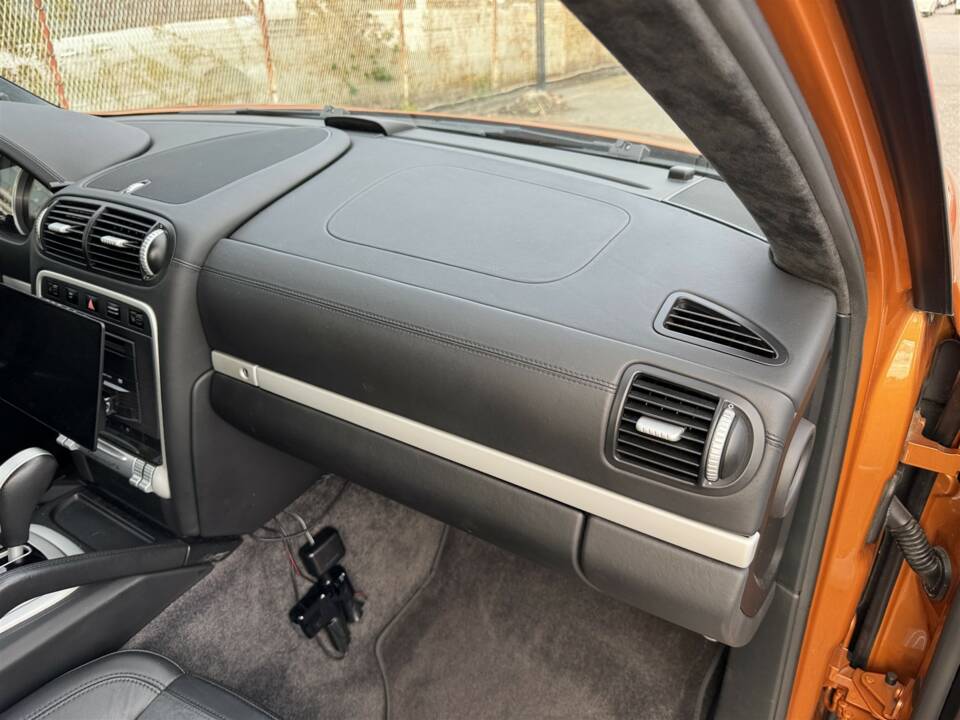 Bild 20/53 von Porsche Cayenne GTS (2008)