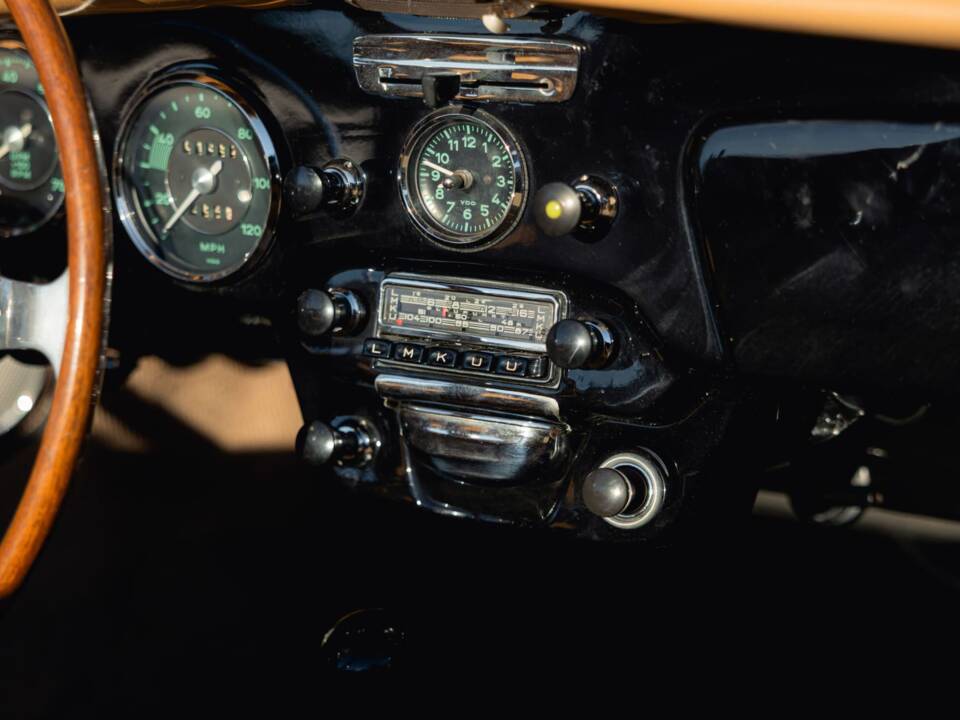 Immagine 39/54 di Porsche 356 C 1600 SC (1964)