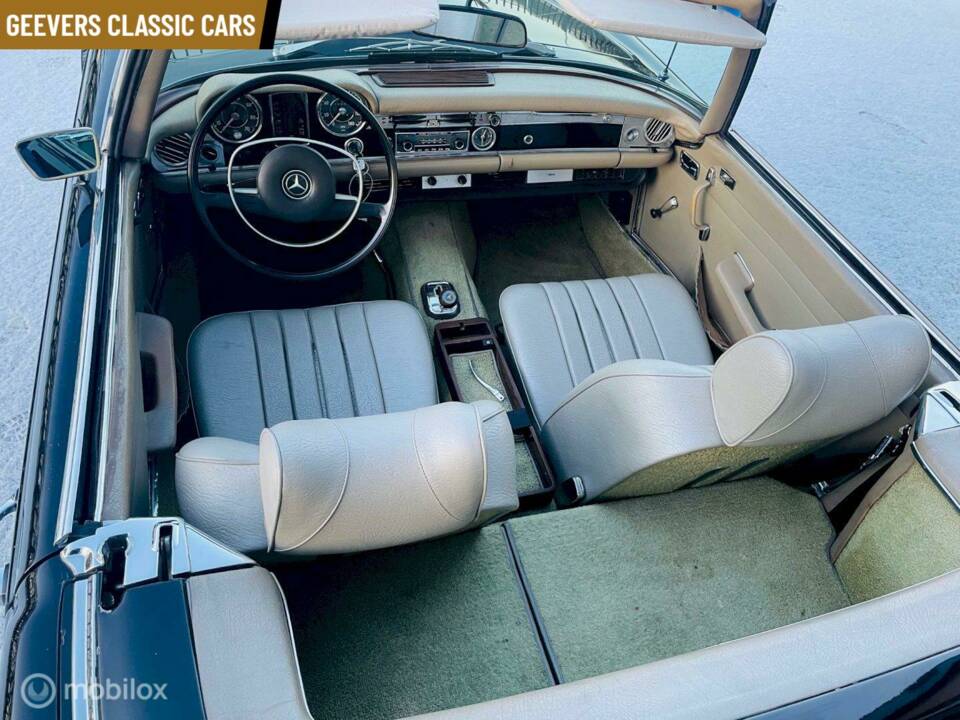 Image 14/20 of Mercedes-Benz 280 SL (1970)