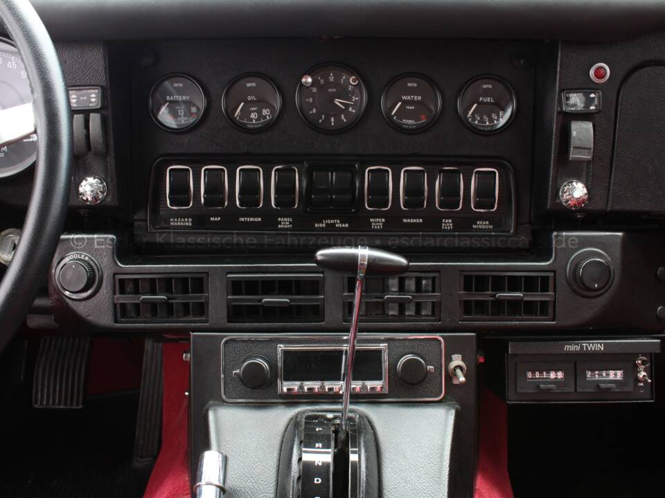 Afbeelding 14/28 van Jaguar E-Type V12 (2+2) (1971)