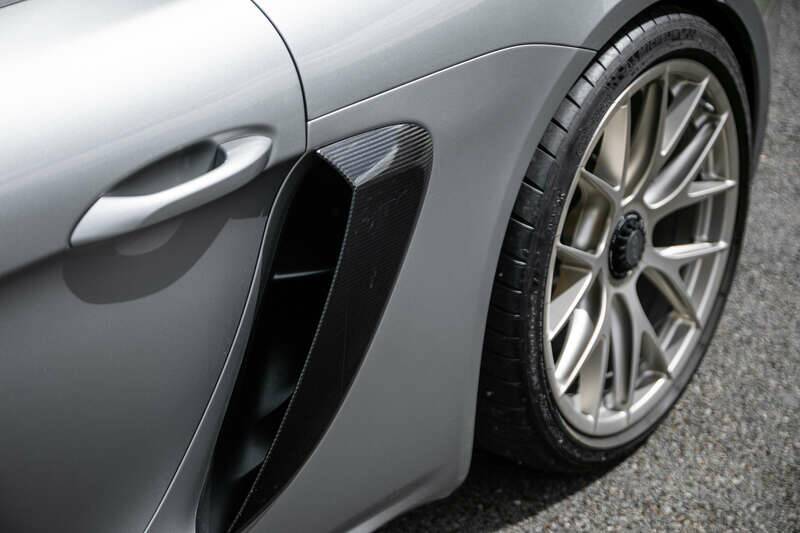 Bild 46/50 von Porsche 718 Spyder RS Weissach (2024)